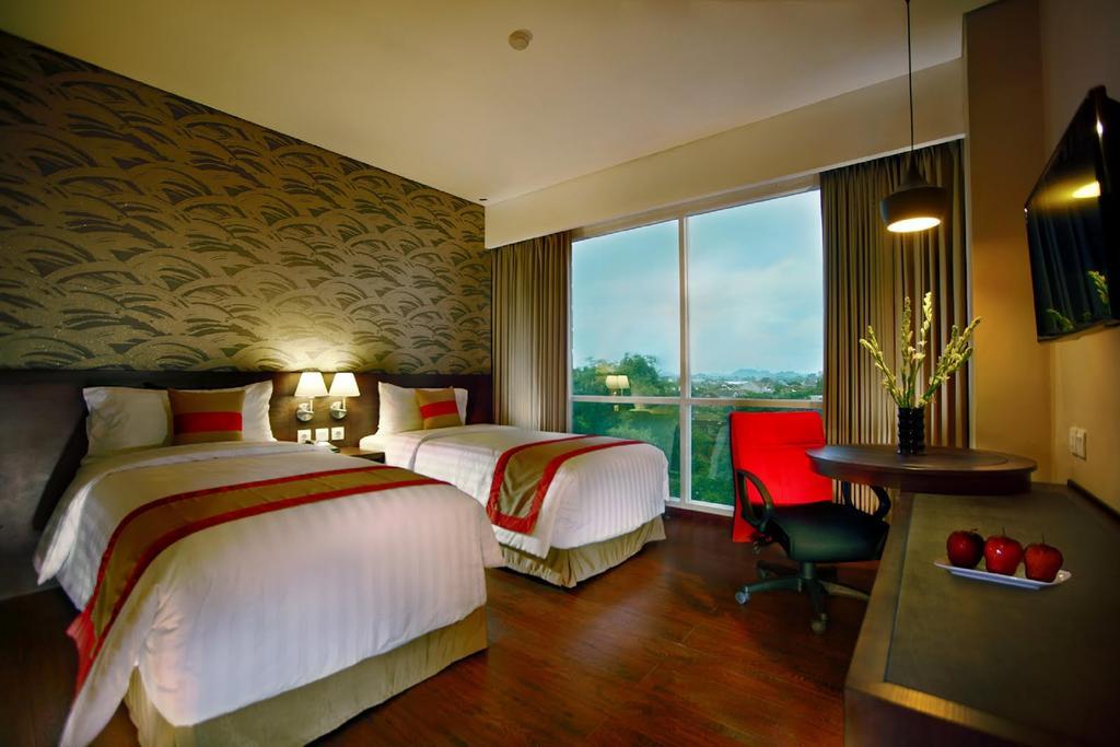 Aston Jember Hotel & Conference Center Bagian luar foto